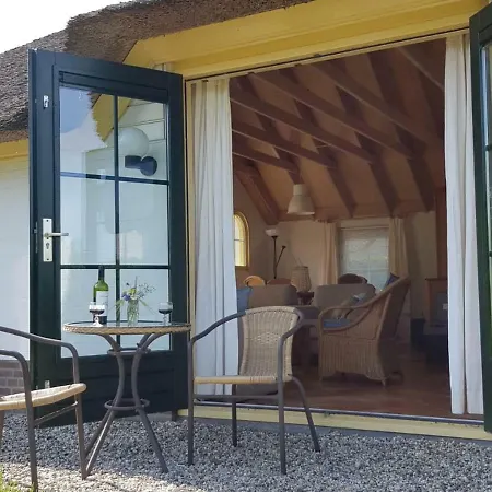 בית נופש Boutique Holiday In Guelders With Garden