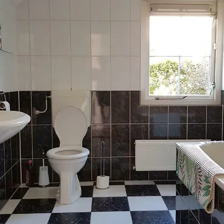 Boutique Holiday In Guelders With Garden בית נופש