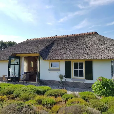 Boutique Holiday In Guelders With Garden בית נופש